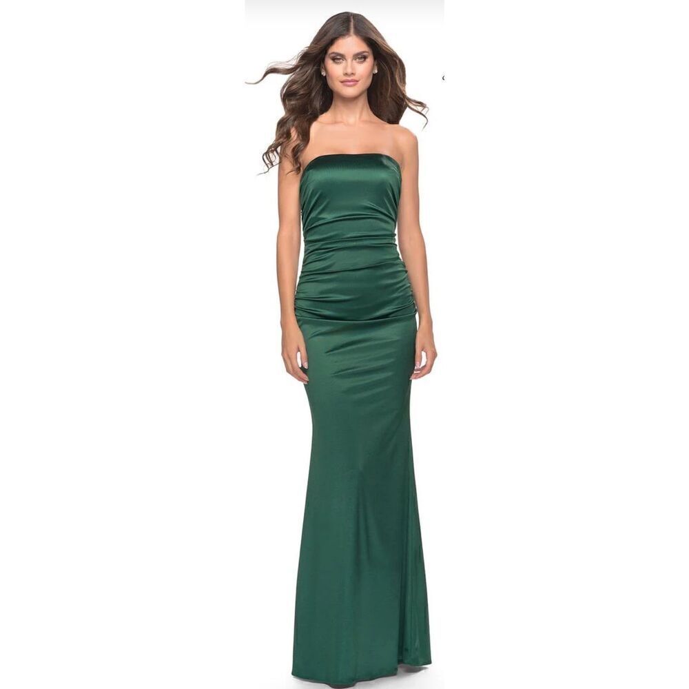 La Femme Strapless Gown in Emerald Green NWT Size 8